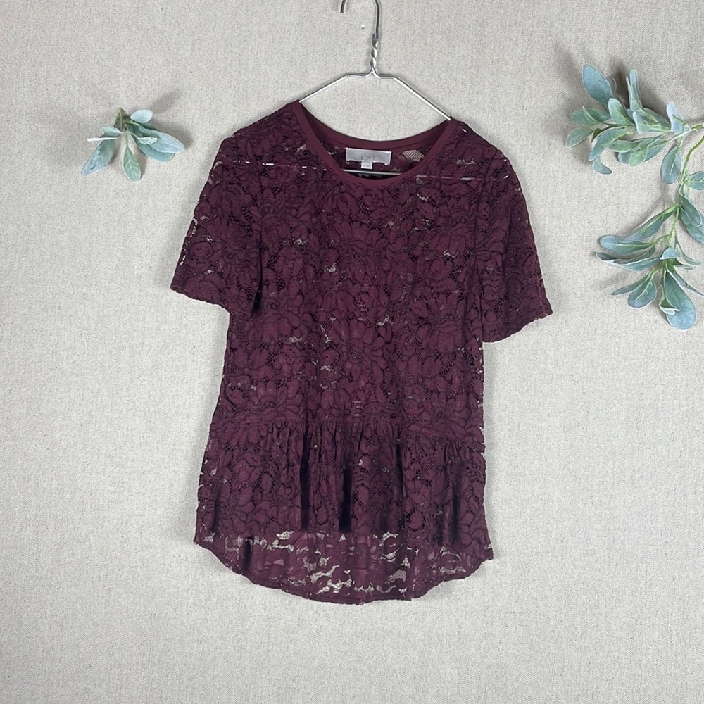 Loft > Merlot Lace Short Sleeve Shirt Small